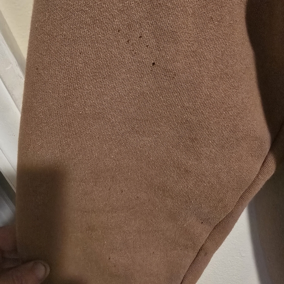 Brown carhartt hoodie - Picture 3 of 5